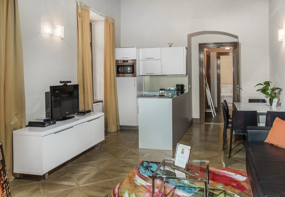 Apartamento 3 Epoques By Adrez Praga