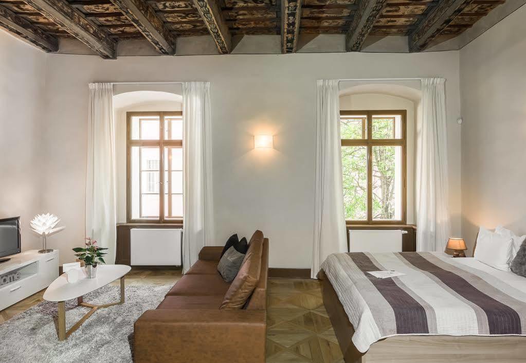 Apartamento 3 Epoques By Adrez *